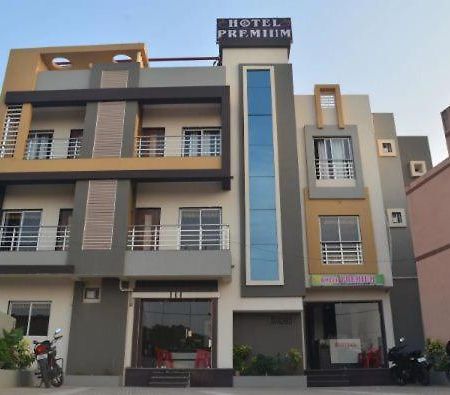 Premium hotel near Nagoa Beach Diu Exterior foto